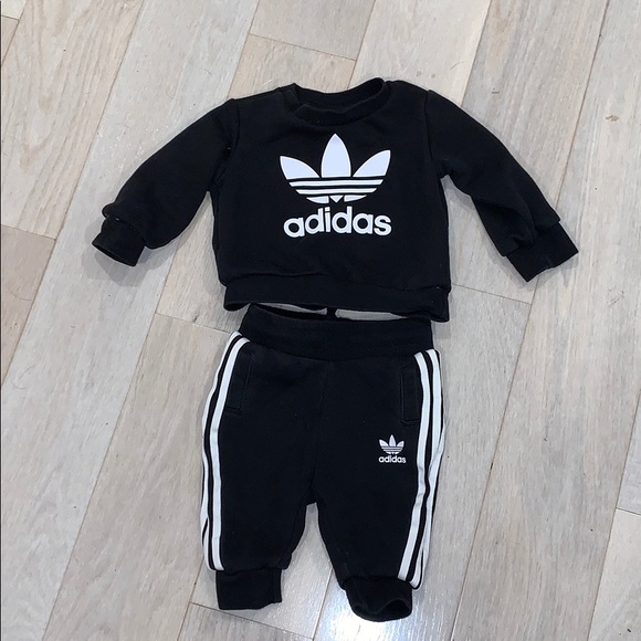adidas trefoil baby